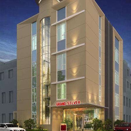 Grand Silver Chennai Bagian luar foto