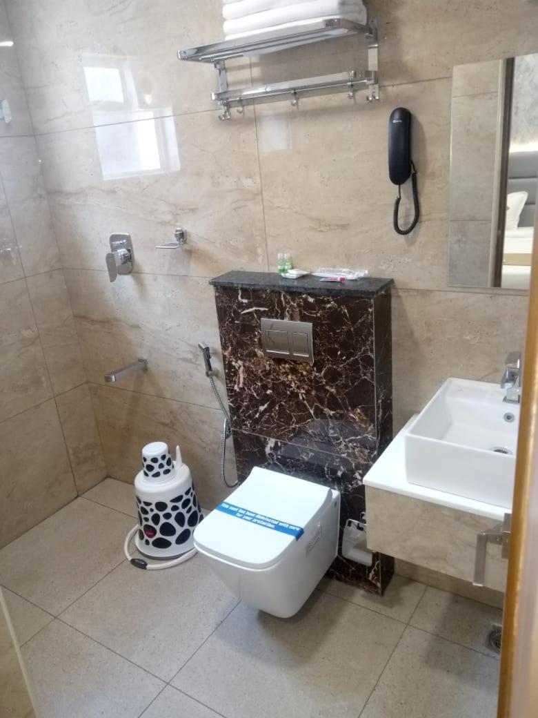 Grand Silver Chennai Bagian luar foto